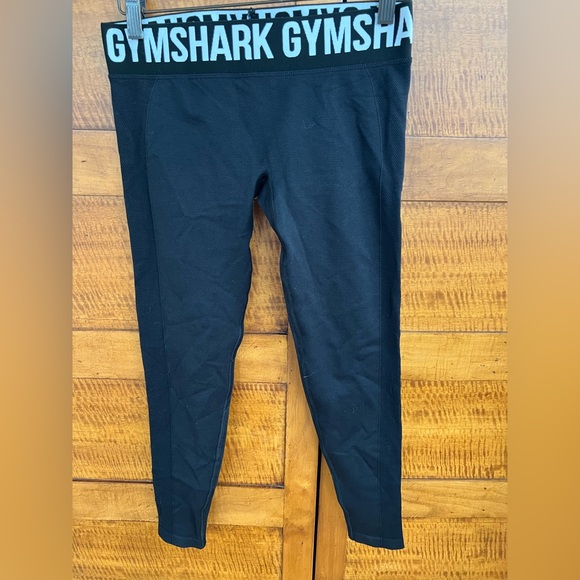 🦈 NWOT Black Flex Leggings | Low Rise | Gymshark | 22.5” Inseam | Size Small - Picture 8 of 17